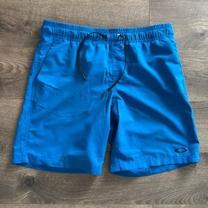 Oakley men’s board short with brief liner Small performance